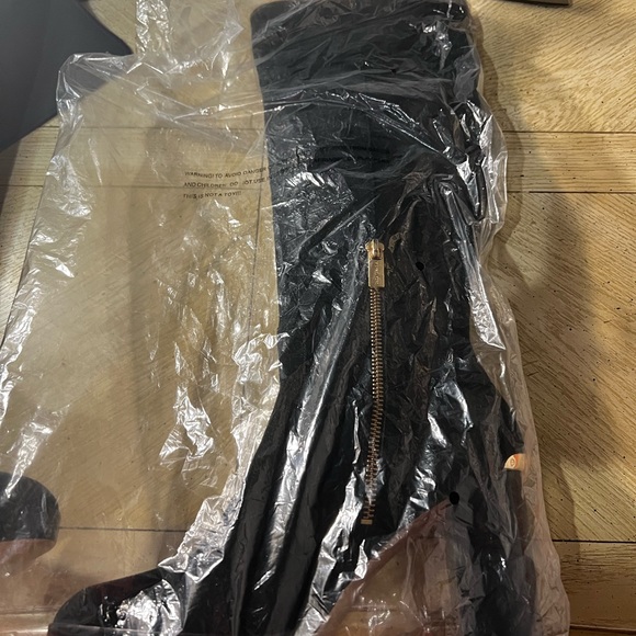 Michael Kors Regina platform boots - Picture 7 of 8